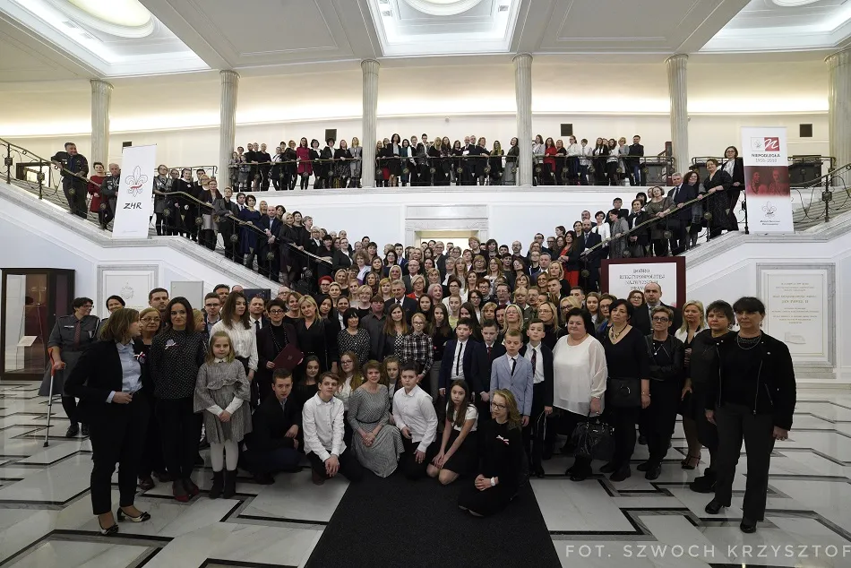 szkoła niepodległej