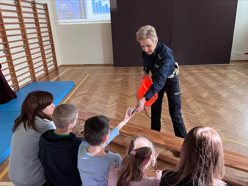 2025/2026.Spotkanie_z_policjantką.1