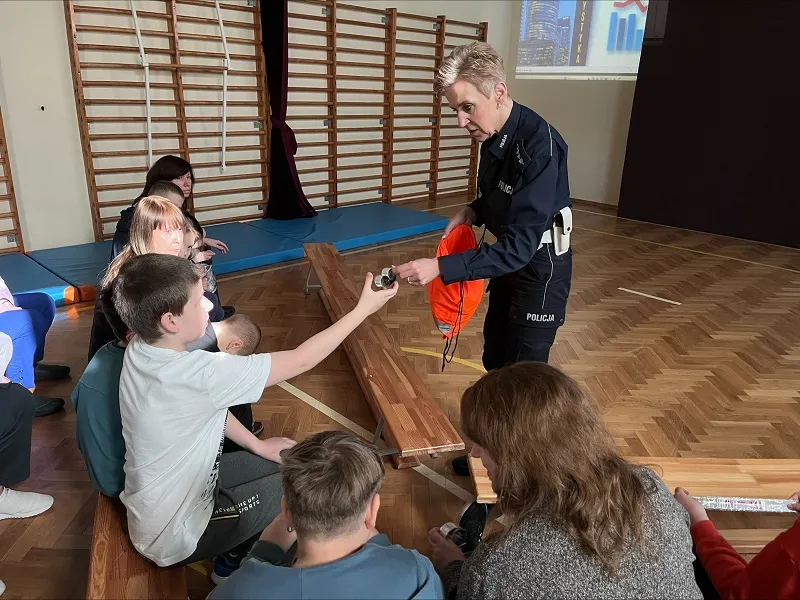2025/2026.Spotkanie_z_policjantką.3