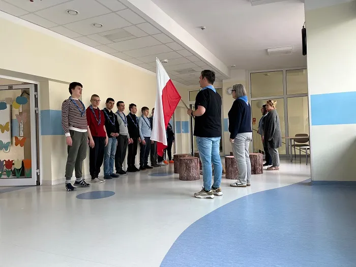 2025/2026.Zbiórka_harcerska_symbole_narodowe.1